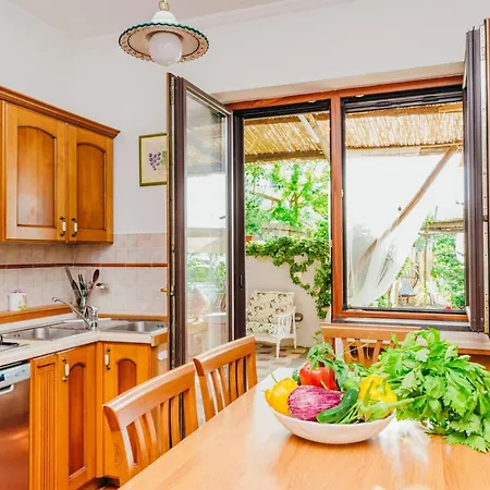My Exclusive Italy - Sorrento Coast For Families - Pool & Views *